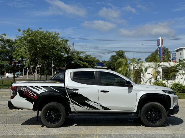 Triton Athlete 4x4 2021