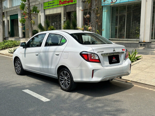 attrage mt trắng 2024