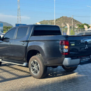 triton 4x2 at 2021 xám