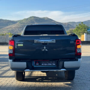 triton 4x2 at 2021 xám