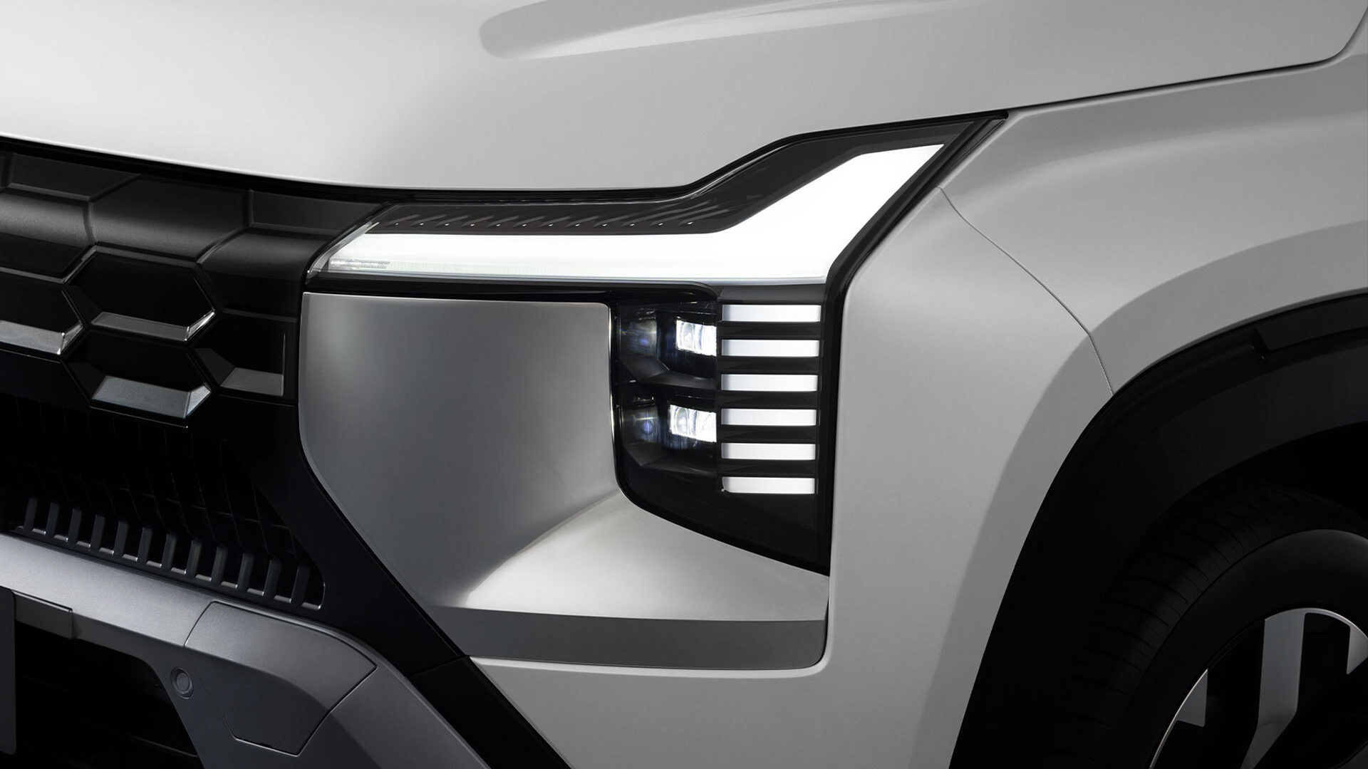 CỤM ĐÈN CHIẾU SÁNG PHÍA TRƯỚC LED T-SHAPE