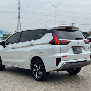 xpander premium 2023