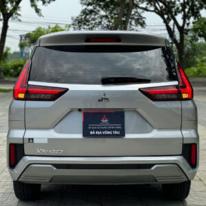 xpander premium 2024